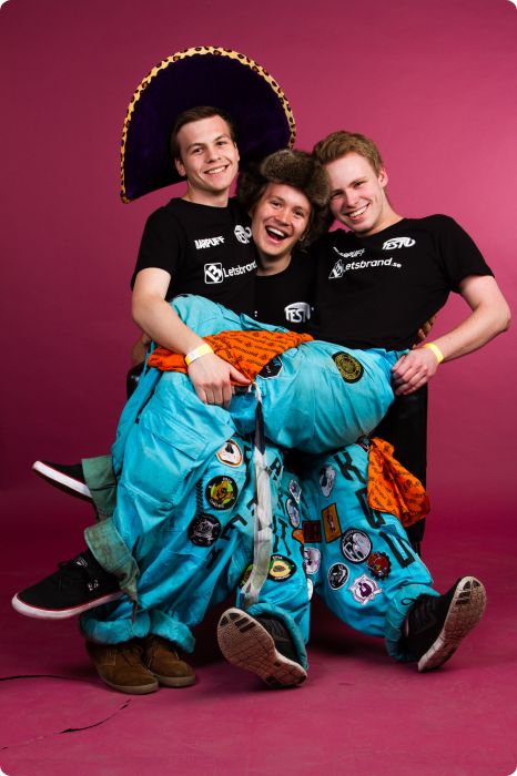 Valborgskalaset: Studio