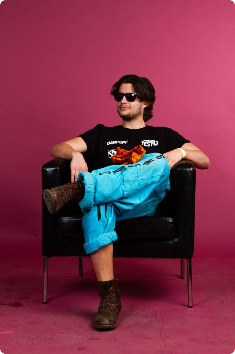 Valborgskalaset: Studio