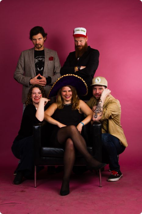 Valborgskalaset: Studio