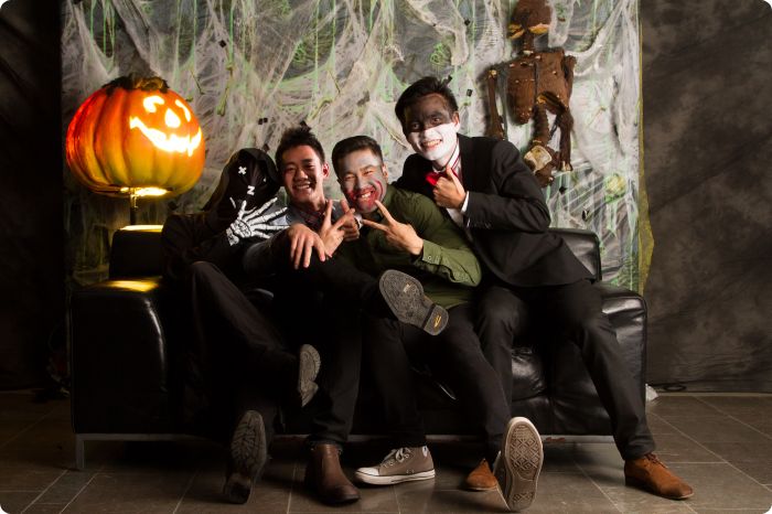 Studio Halloweenkalaset