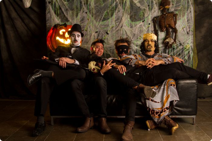 Studio Halloweenkalaset