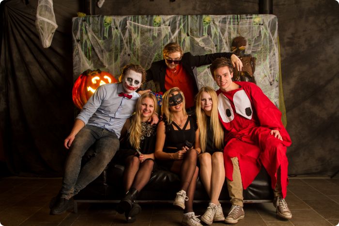 Studio Halloweenkalaset