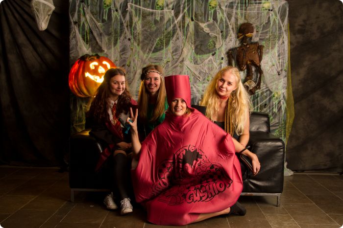 Studio Halloweenkalaset