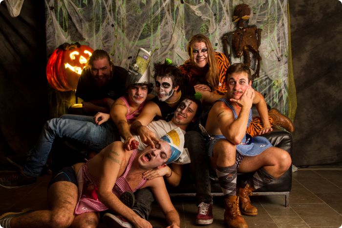 Studio Halloweenkalaset