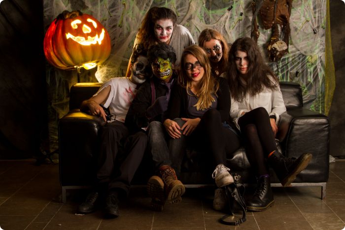Studio Halloweenkalaset
