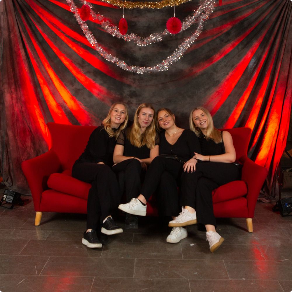 Studio Julkalaset