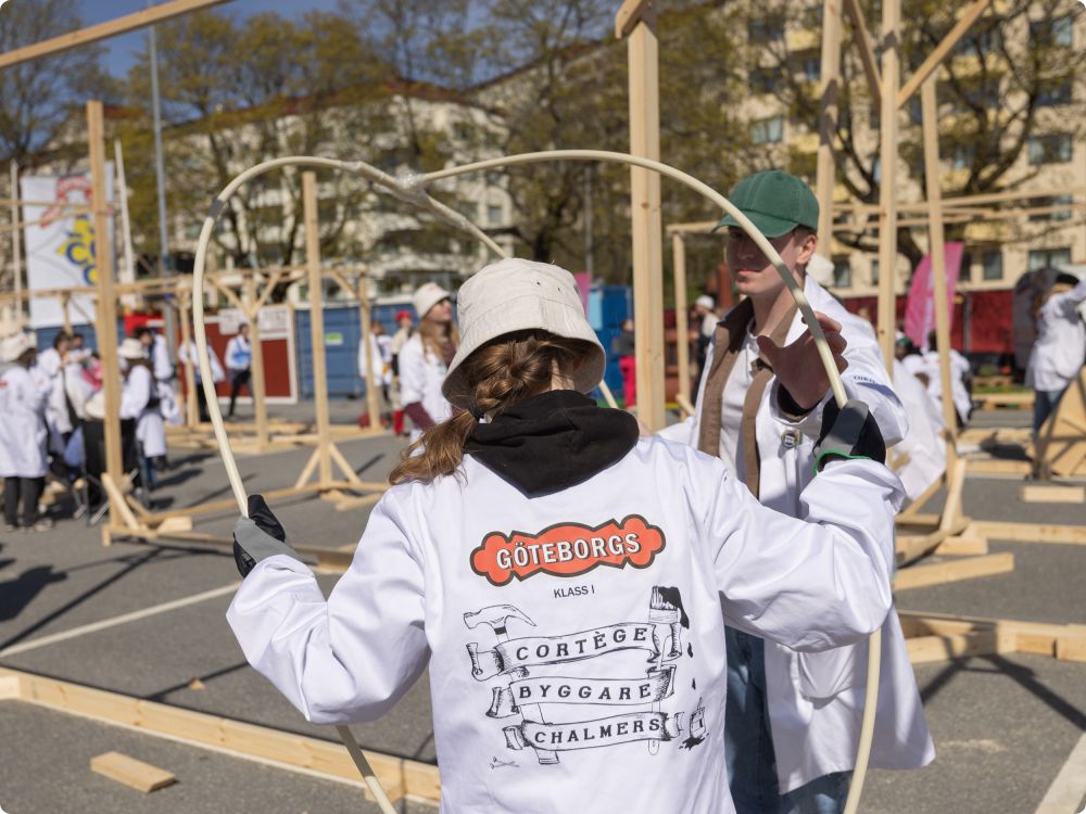 Byggplatsen Dag 2