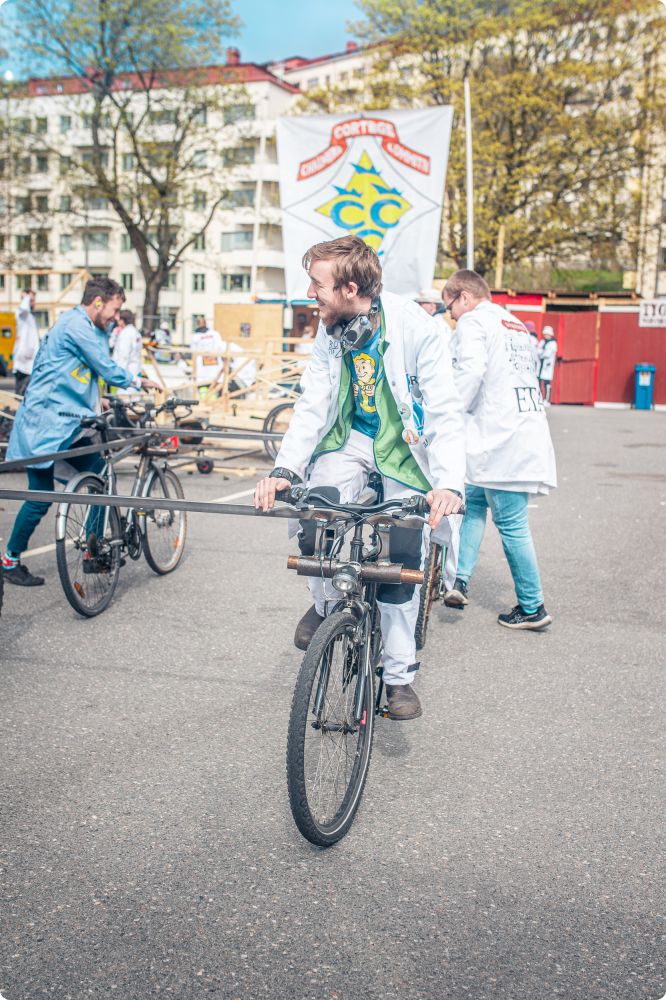 Byggplatsen Dag 6