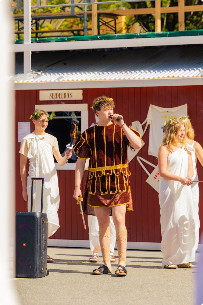 Byggplatsen Dag 5
