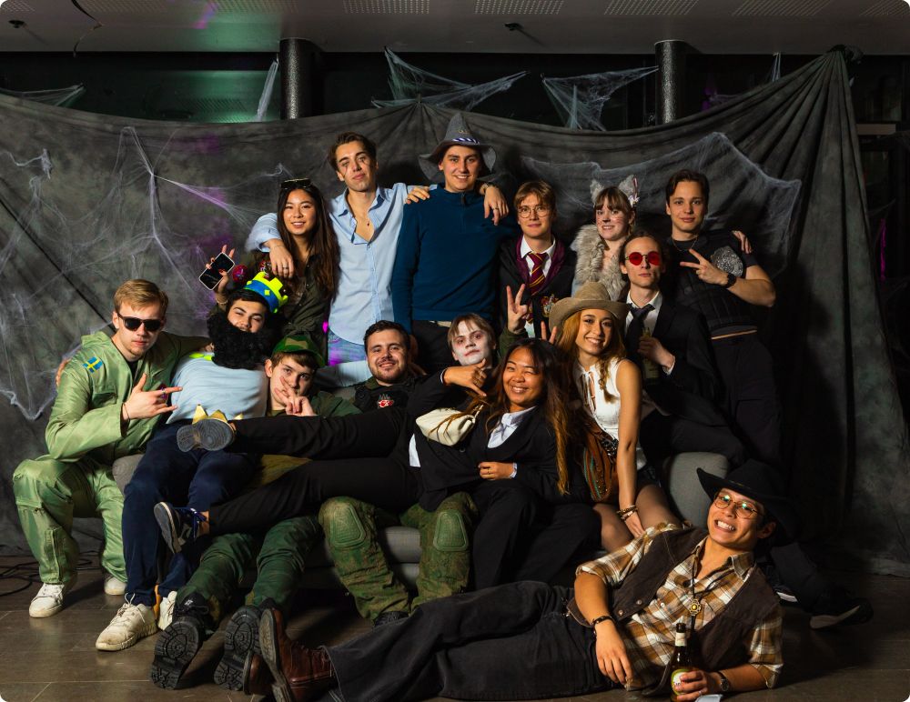 Studio Halloweenkalaset